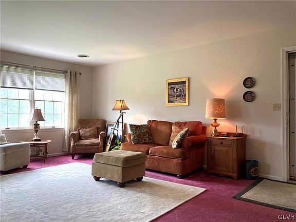 5th image of 4717 Cheryl Dr