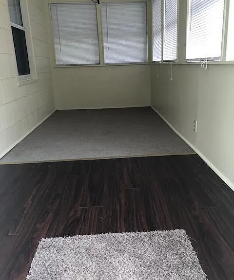 712 Roger St — Photo 3