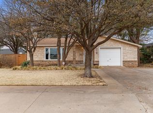 1216 Avenue I, Levelland, TX 79336