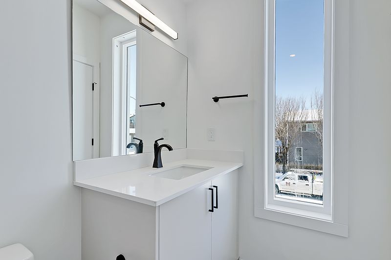Calgary Townhouse for rent - 3 Bedrooms — photo 12