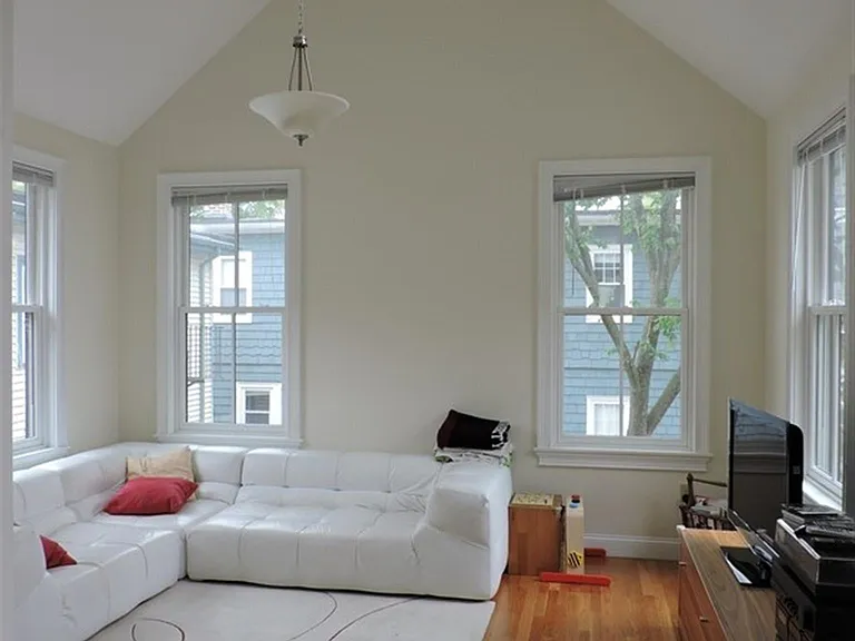 33 Roberts Rd — Photo 13