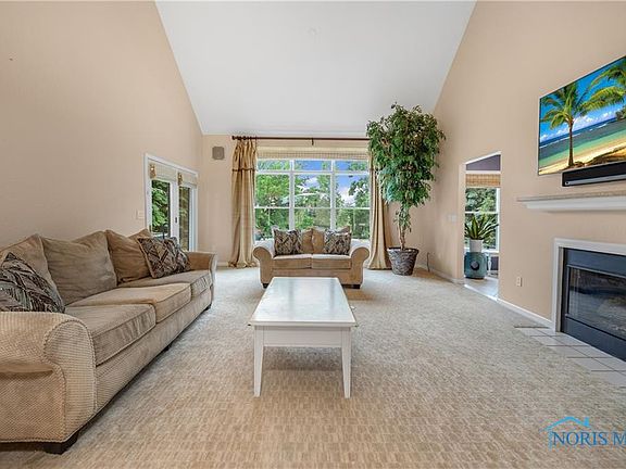 4th image of 6607 W Meadows Ln