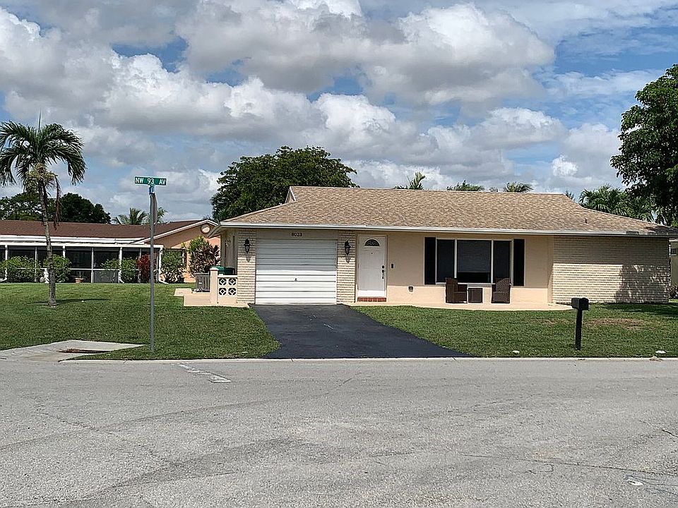 1st image of 8023 NW 93rd Ave