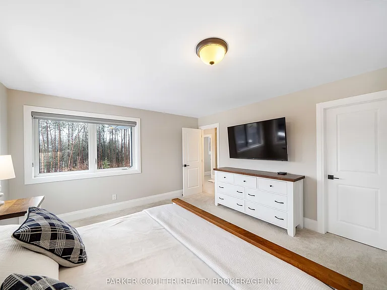 70 Georgian Grande Dr — Photo 25