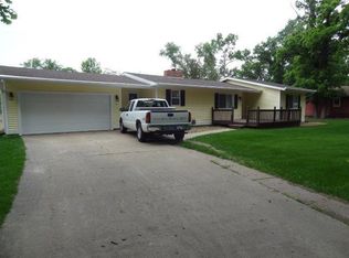 2 Souris Ct, Minot, ND 58701