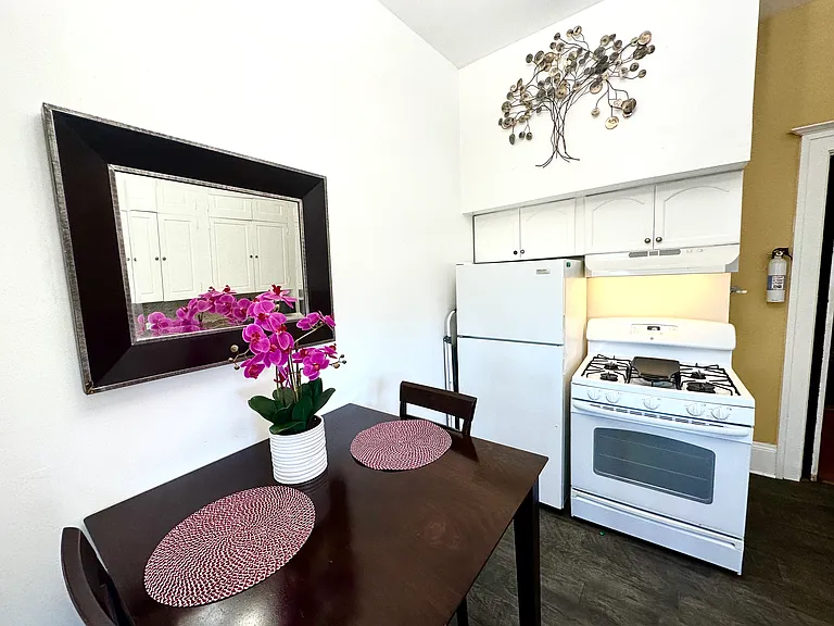 dining table full size gas stove