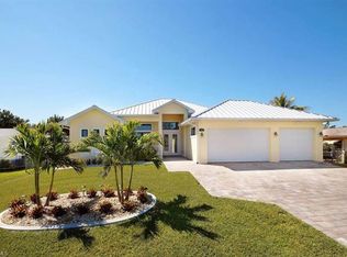 914 El Dorado Pkwy E, Cape Coral, FL 33904