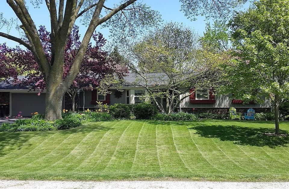 1st image of 9420 N Maura Ln