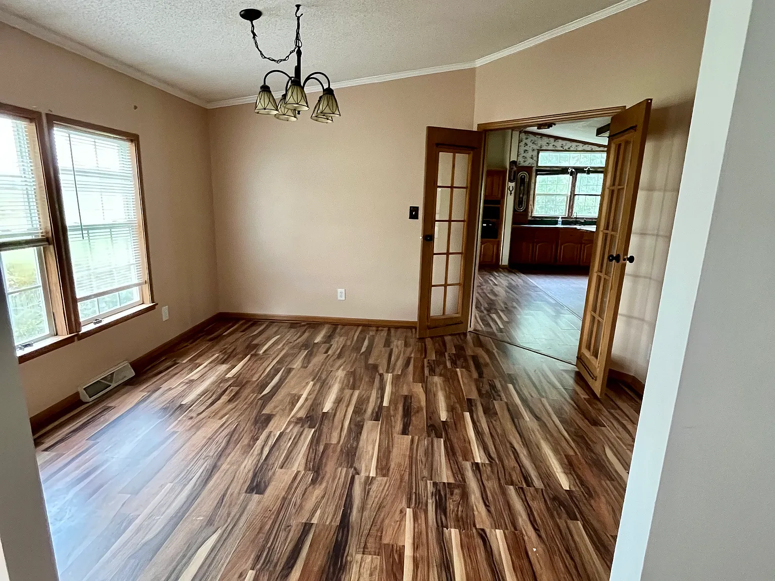 3 bed, 2.5 bath, $2,400 — Photo 3