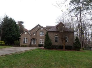 421 Greenbay Rd, Mooresville, NC 28117
