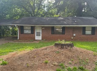 2181 Delowe Dr, East Pt, GA 30344