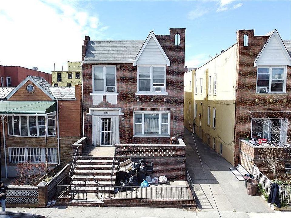 1st image of 2030 E 18th St
