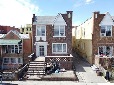 2030 E 18th St, Brooklyn, NY, 11229