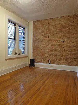 Rented by Bohemia Realty Group | media 16