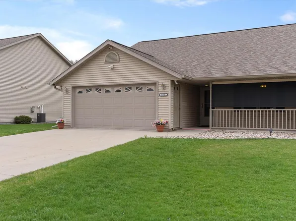 682 Shelly DRIVE, Sheboygan Falls, WI 53085