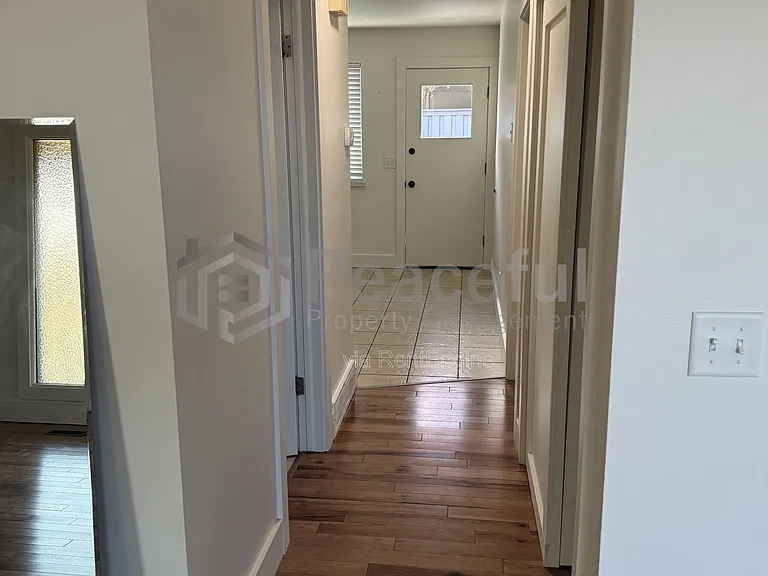 2025 S Broadmoor St — Photo 17