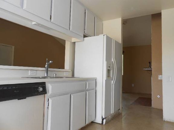 Kitchen angle 3