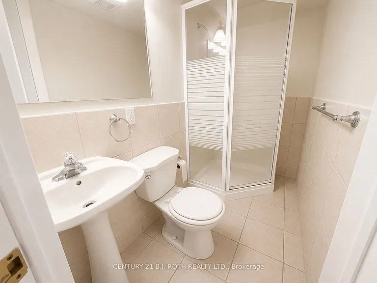 66 Sprucedale Way #66 — Photo 17