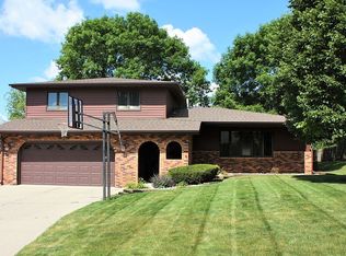 1313 Olive St, Carroll, IA 51401