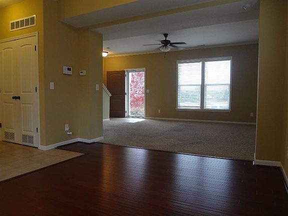 2nd image of 2219 Cinder Ct