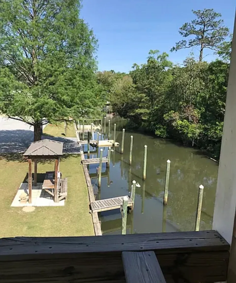 2 bed, 1220 sqft, $1,850 — Photo 2