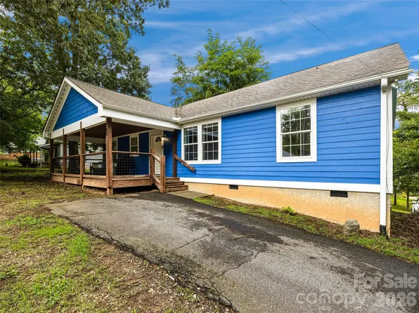 144 Hanover St, Asheville, NC 28806