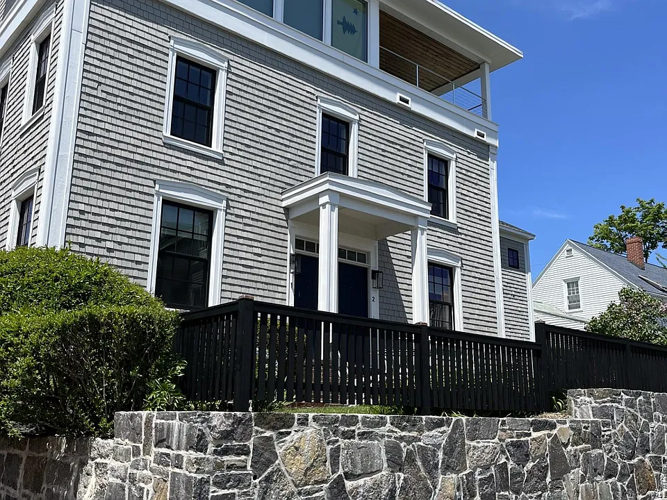 7 Atlantic St #1