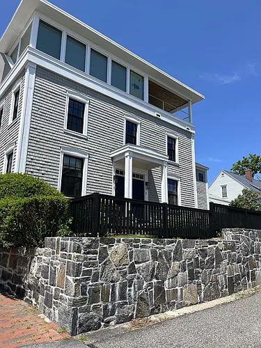 7 Atlantic St #1 Photo 1