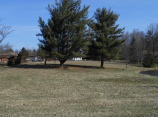 146 Alexander Rd, Bedford, OH 44146