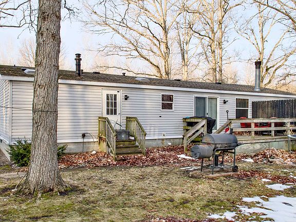 3rd image of 9440 E Broomfield Rd