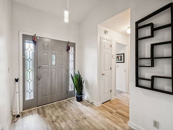 5th image of 116 Seward St