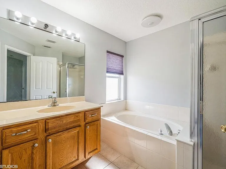 5493 NW Evanston Ave — Photo 7
