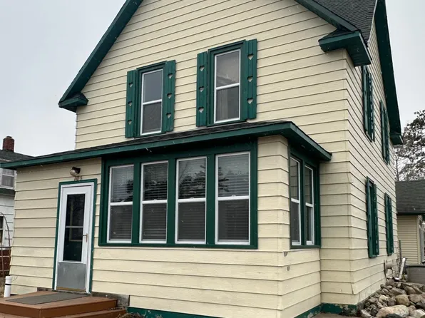 103 Red Lake Ave SW, Bagley, MN 56621