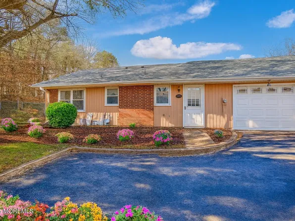 530D Portsmouth Drive, Lakewood, NJ 08701