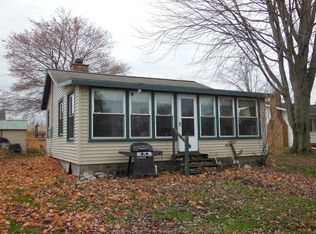 8376 Sunset Rd, Reading, MI 49274