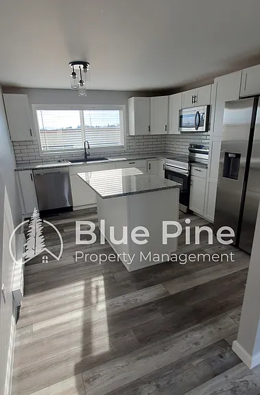 2348 Stace St #2 — Photo 4