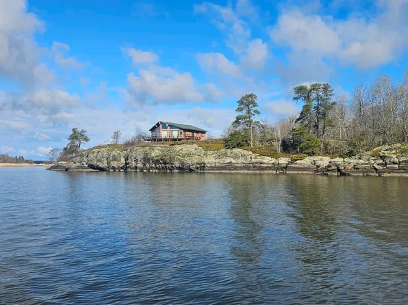 1861 Penasse Is, Angle Inlet, MN 56711