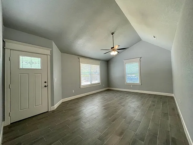 1103 S 26th St - 1 — Photo 2