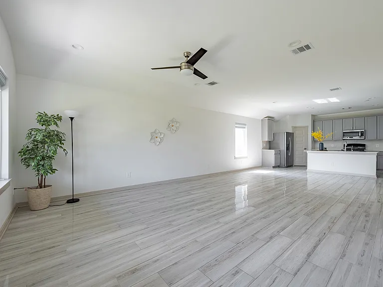 19003 Derrington Manor Ln — Photo 9