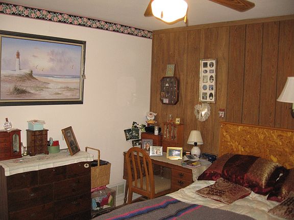 1-st Bedroom