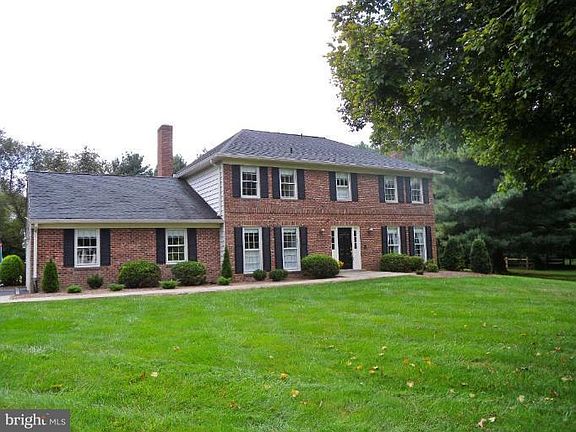Exterior main