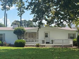 1052 Flournoy Rd, Warwick, GA 31796