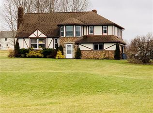 201 Aiken Rd, New Castle, PA 16101