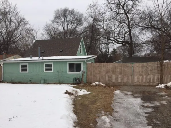 1712 84th St E, Bloomington, MN 55425