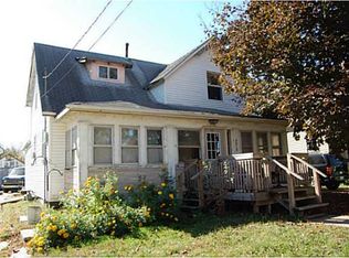 2915 Logan Ave, Des Moines, IA 50317
