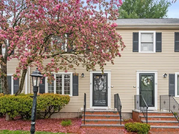 21 Casey Cir, Waltham, MA 02451