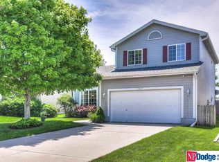 18643 N Cir, Omaha, NE 68135