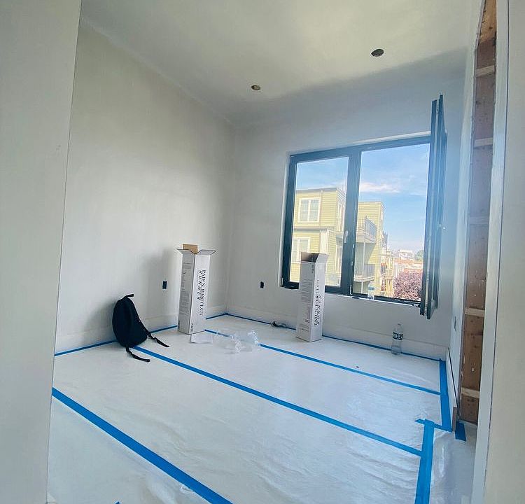 2nd image of 241 W 3rd St Rear Z