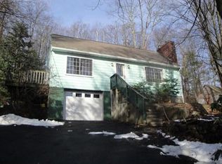 364 Leadmine Rd, Sturbridge, MA 01566