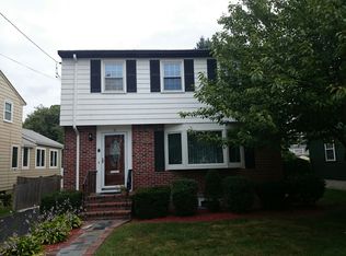 11 Kingsland Rd, West Roxbury, MA 02132